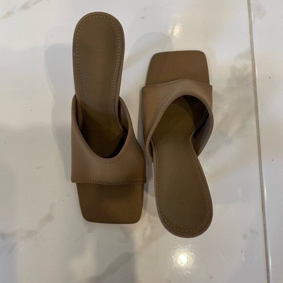 Cute Beige Slip On Sandals - Picture 9 of 9